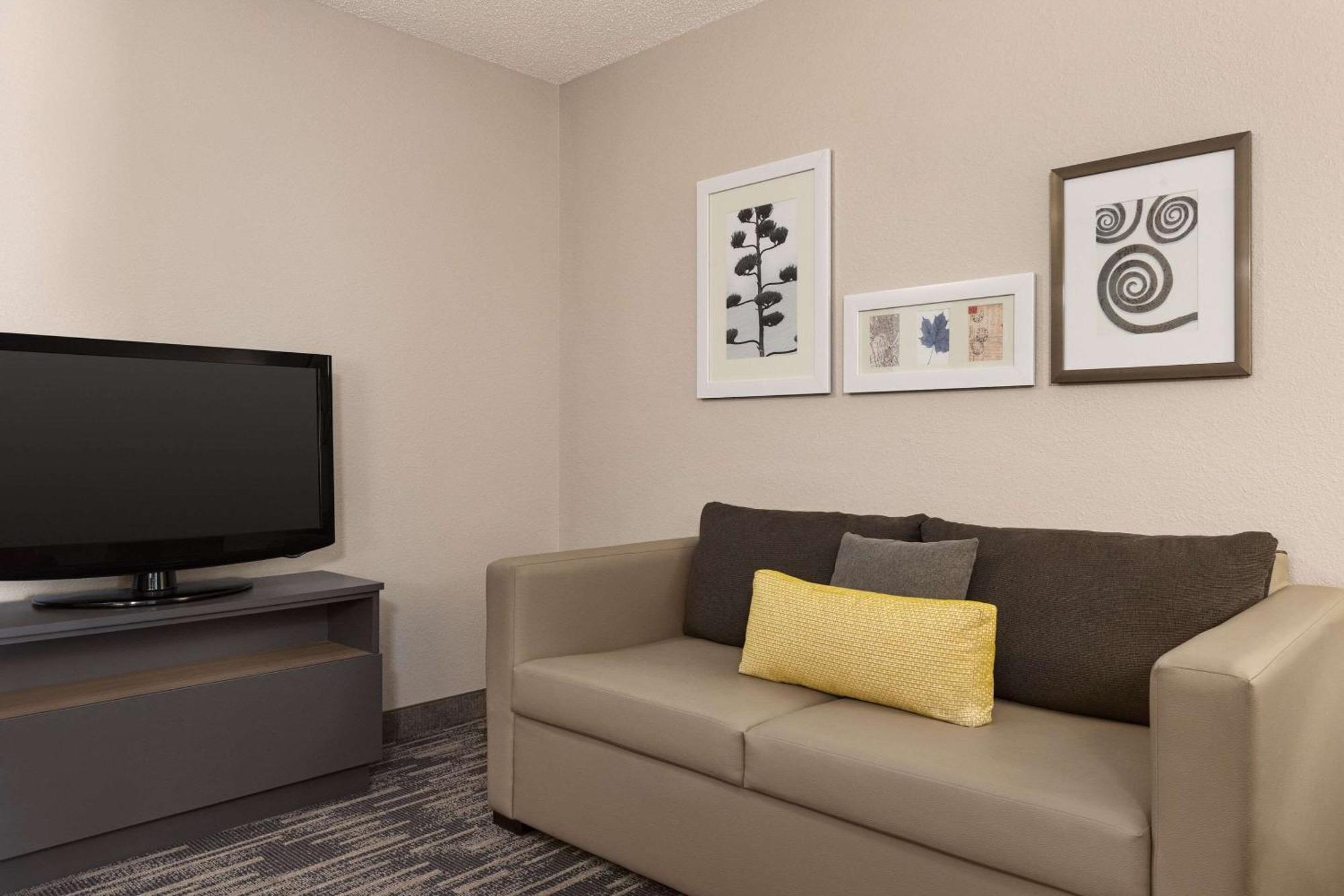 Country Inn & Suites By Radisson, St Cloud East, Mn Saint Cloud Ngoại thất bức ảnh