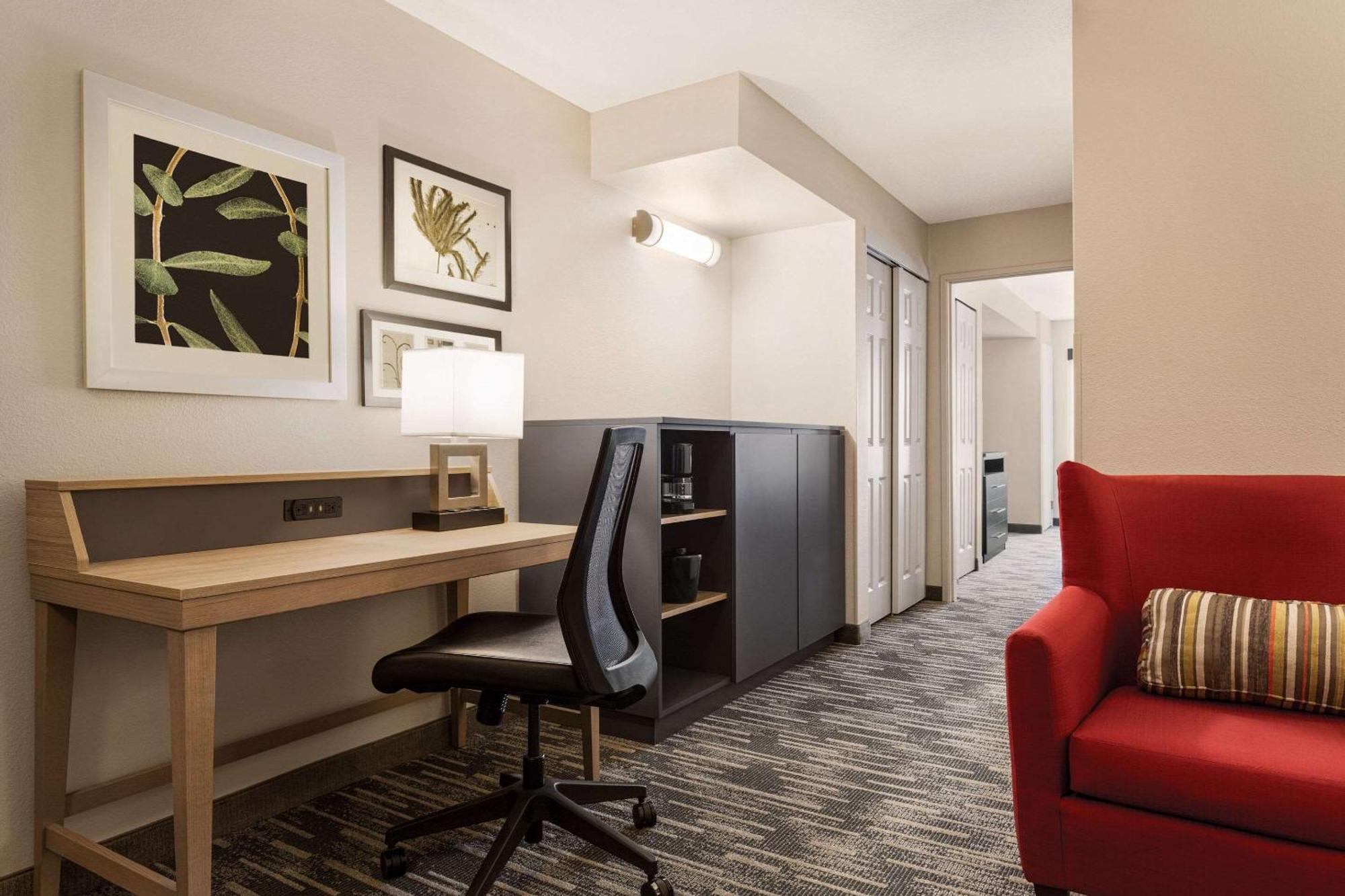 Country Inn & Suites By Radisson, St Cloud East, Mn Saint Cloud Ngoại thất bức ảnh