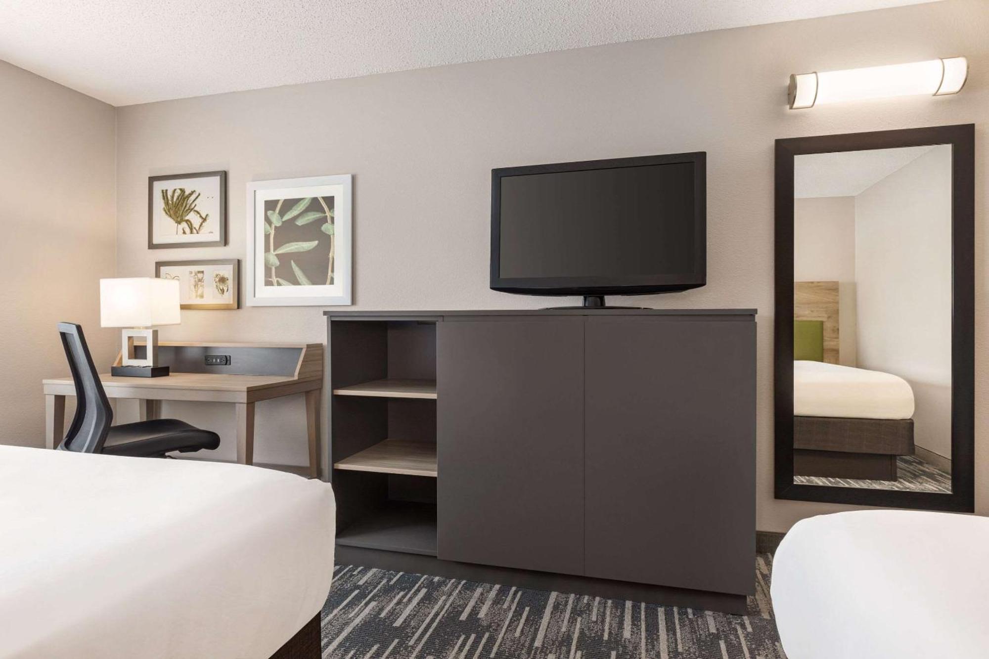 Country Inn & Suites By Radisson, St Cloud East, Mn Saint Cloud Ngoại thất bức ảnh