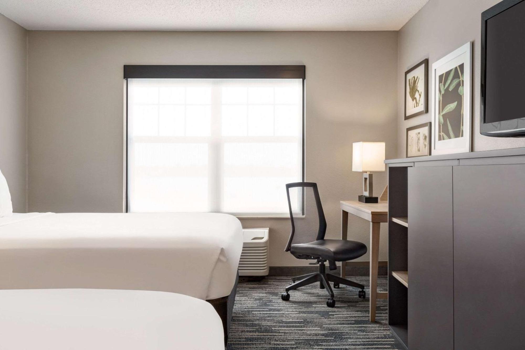 Country Inn & Suites By Radisson, St Cloud East, Mn Saint Cloud Ngoại thất bức ảnh