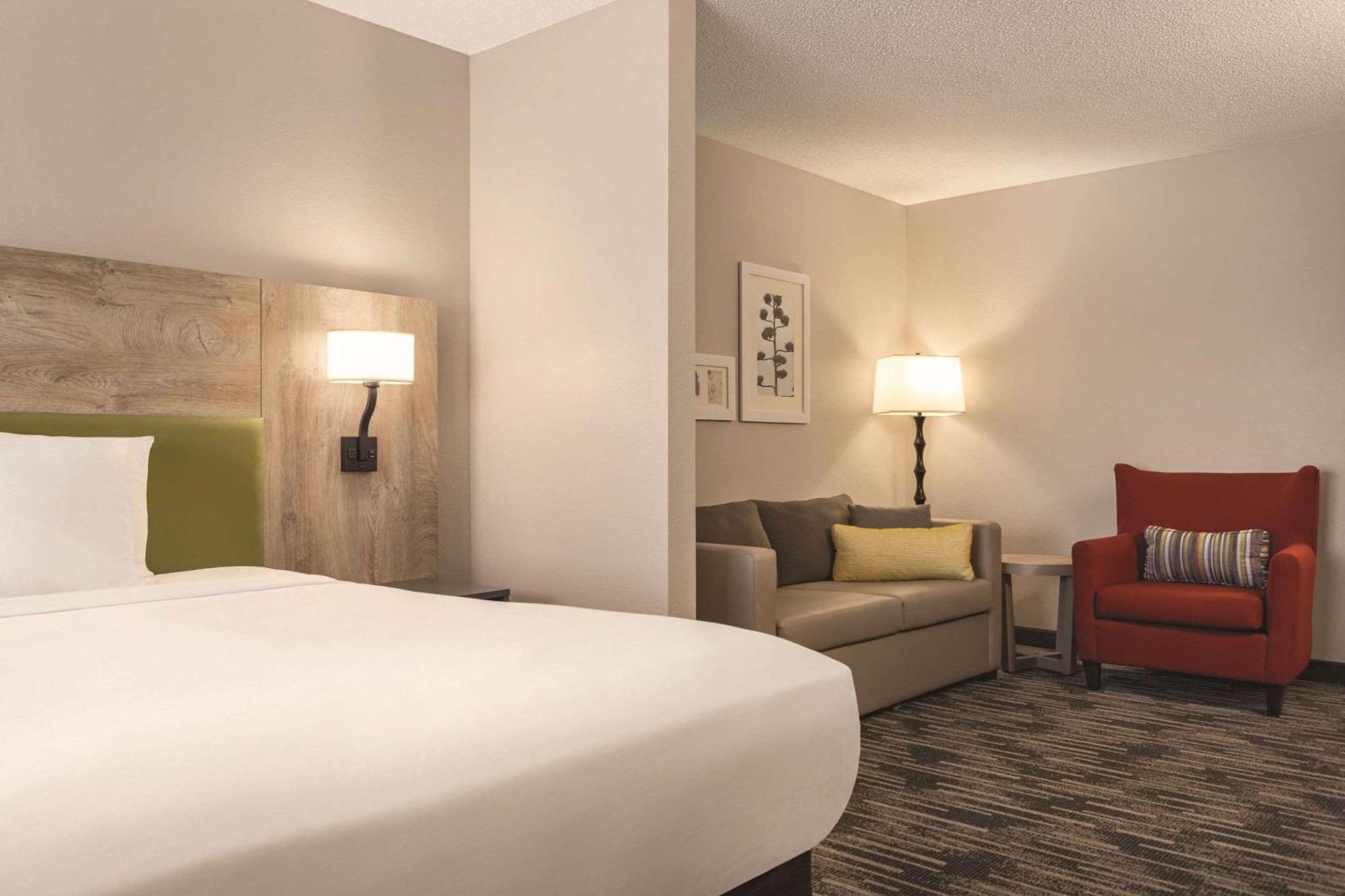 Country Inn & Suites By Radisson, St Cloud East, Mn Saint Cloud Ngoại thất bức ảnh